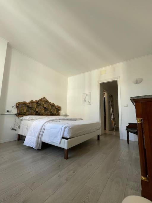 All'Otto Nel Cuore Della Citta Savona Buitenkant foto