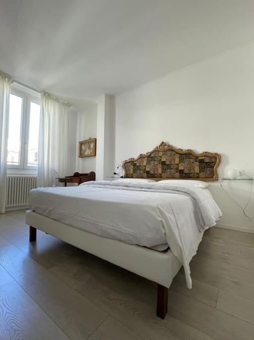All'Otto Nel Cuore Della Citta Savona Buitenkant foto