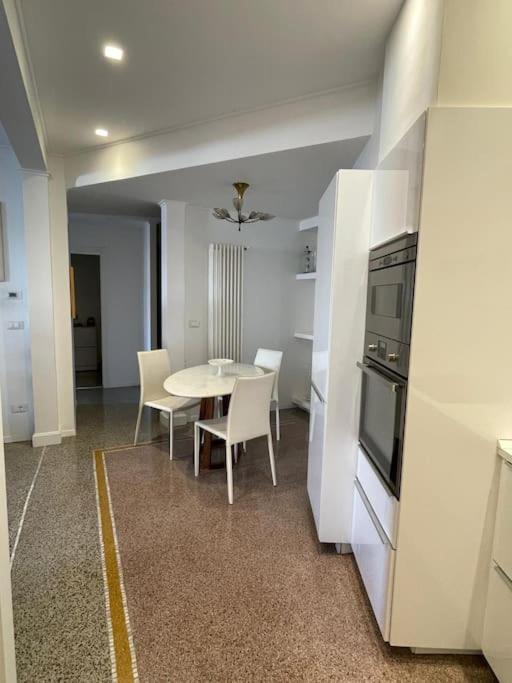 All'Otto Nel Cuore Della Citta Savona Buitenkant foto